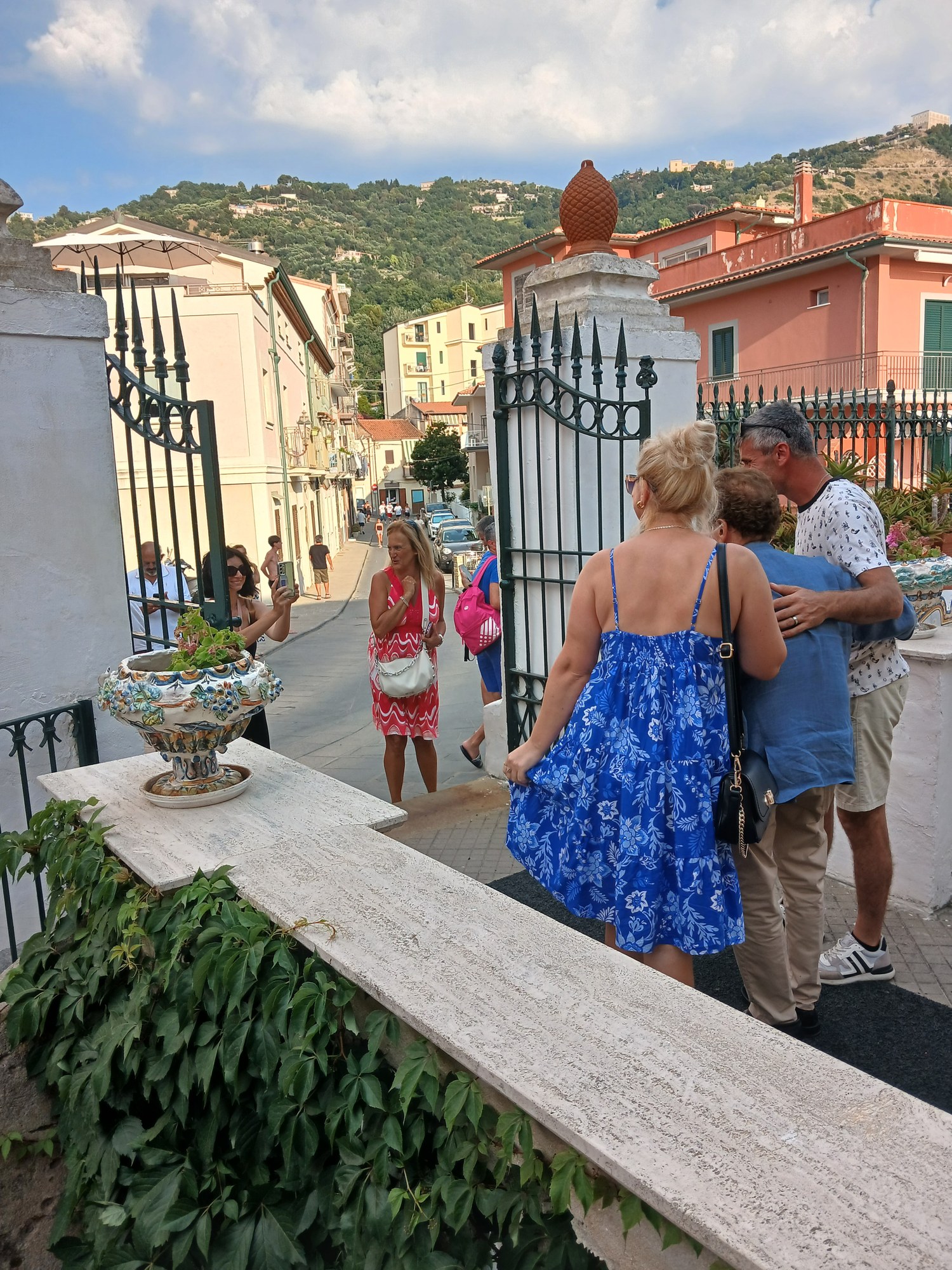 Giacomo Rizzo sul set di Bentornati al Sud – Castellabate, 2026